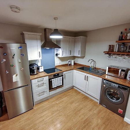 Joshua Court Single Room Stoke-on-Trent Exteriör bild